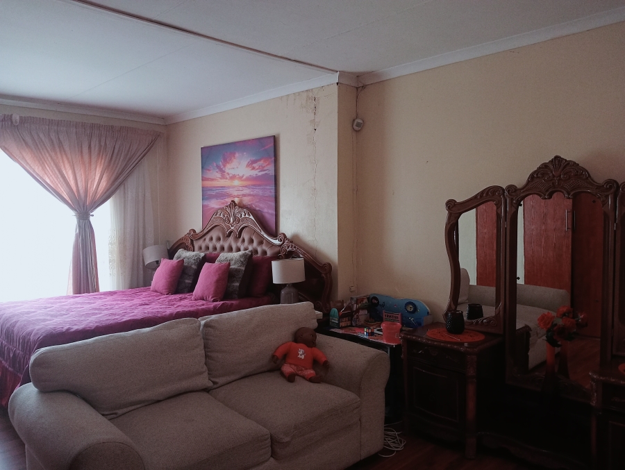 3 Bedroom Property for Sale in Ellaton North West